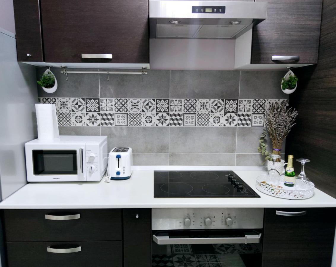 Chic Studio Old City Center - Ivo19 Bucarest Esterno foto