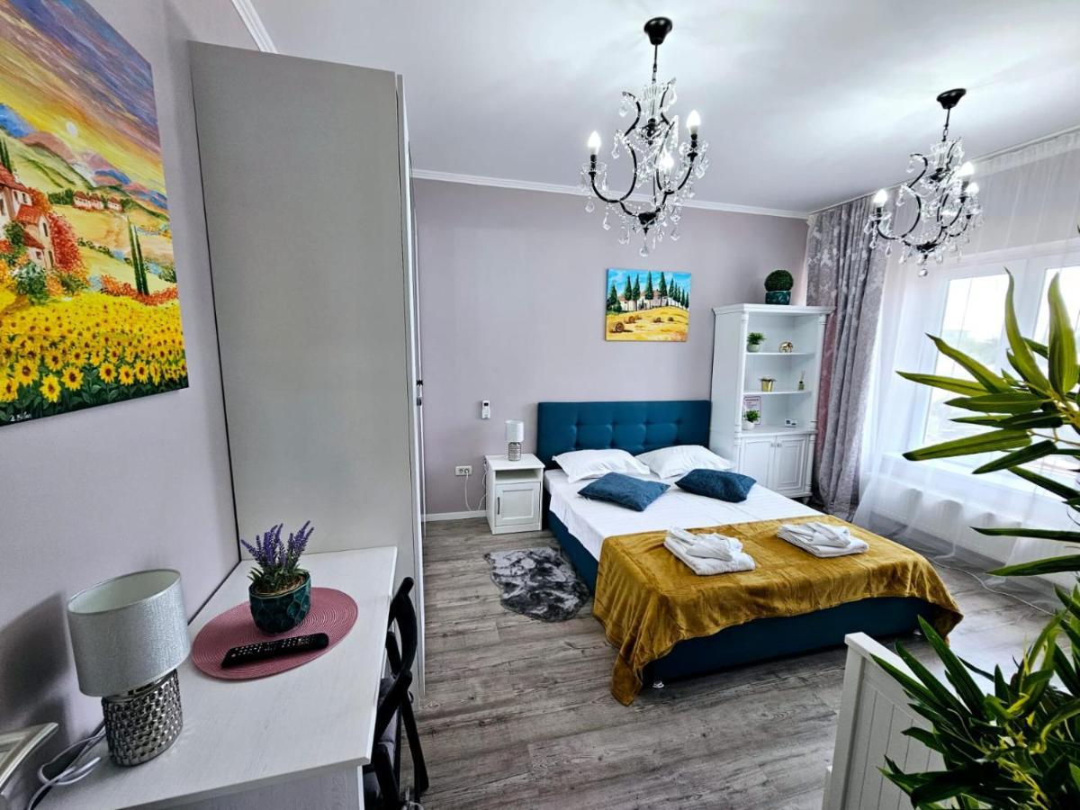 Chic Studio Old City Center - Ivo19 Bucarest Esterno foto
