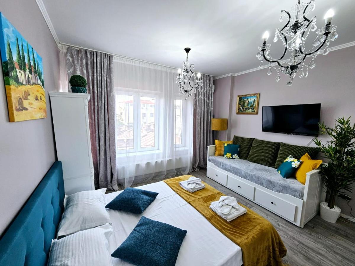 Chic Studio Old City Center - Ivo19 Bucarest Esterno foto