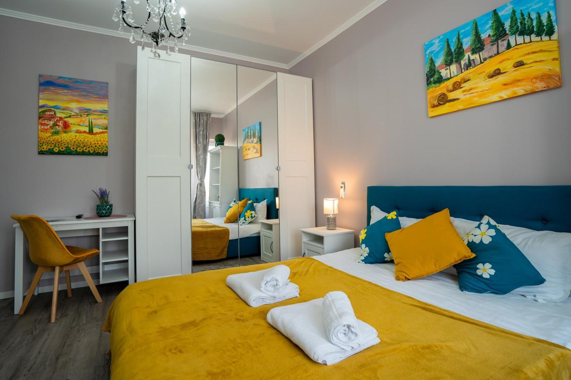 Chic Studio Old City Center - Ivo19 Bucarest Esterno foto
