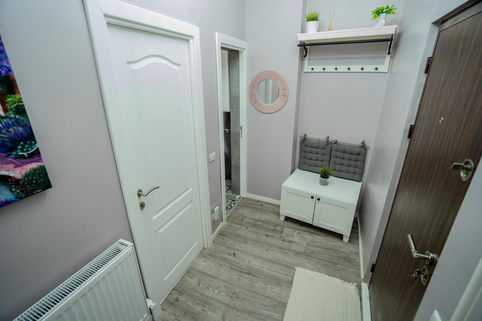Chic Studio Old City Center - Ivo19 Bucarest Esterno foto