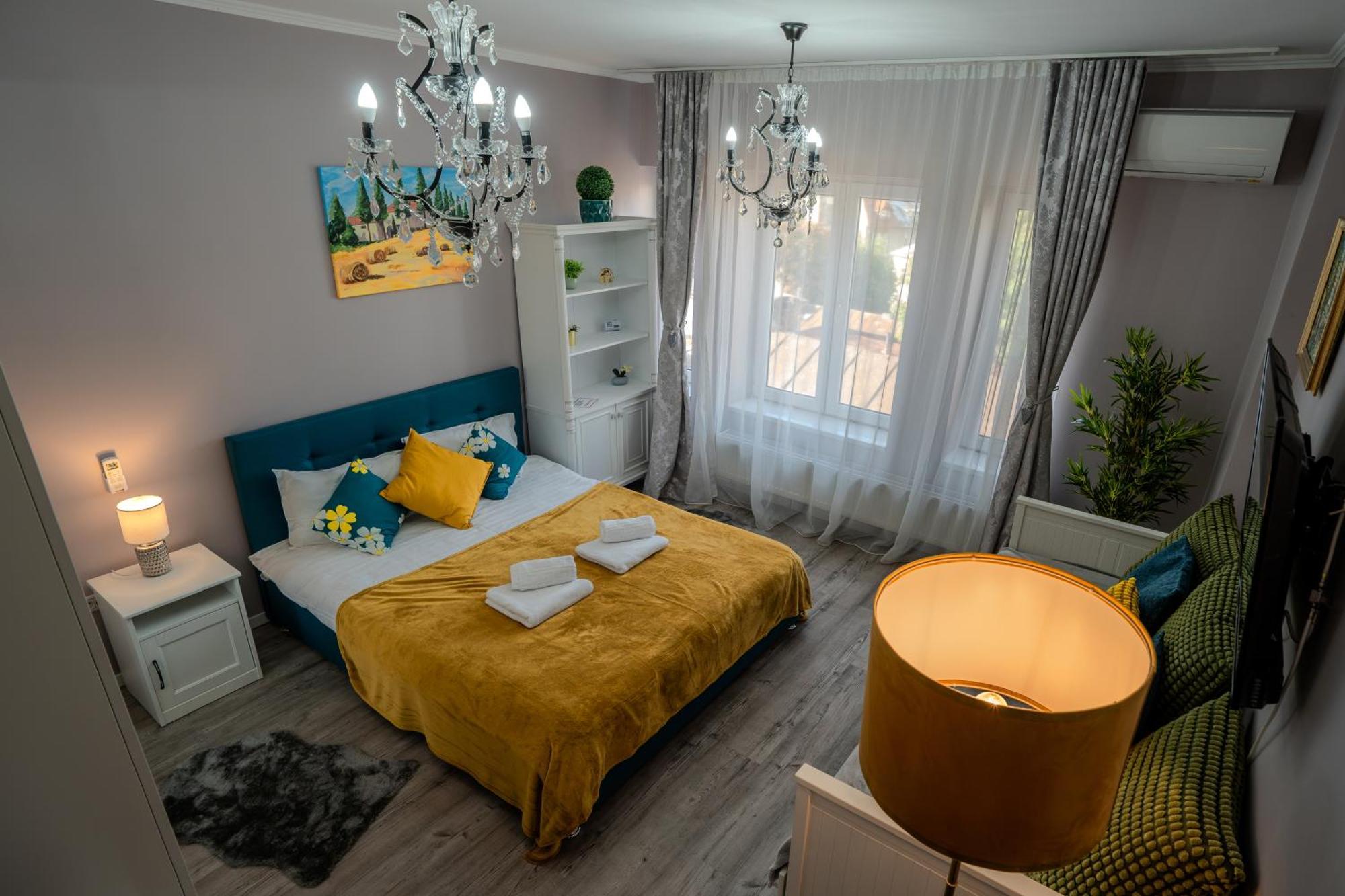 Chic Studio Old City Center - Ivo19 Bucarest Esterno foto