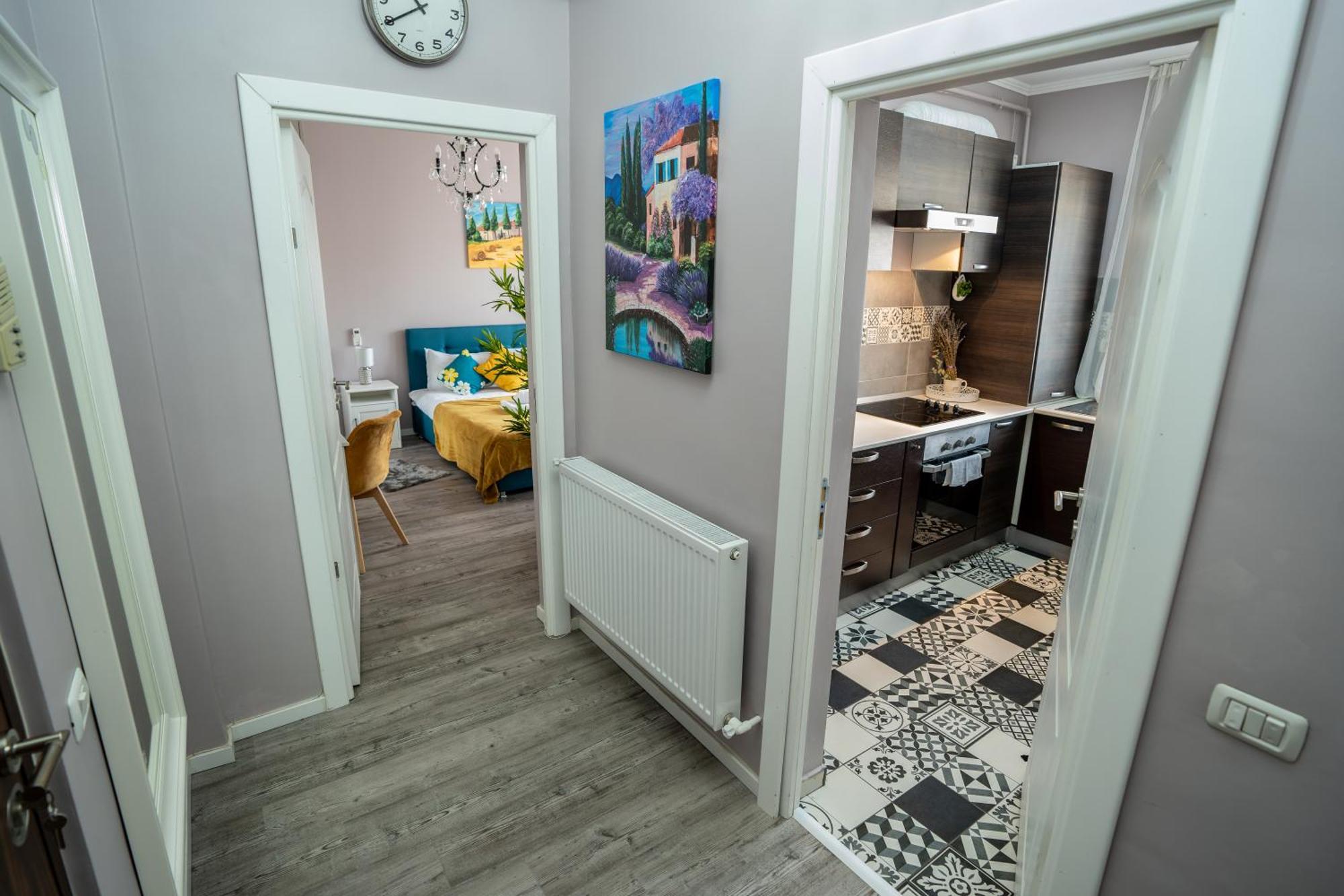 Chic Studio Old City Center - Ivo19 Bucarest Esterno foto